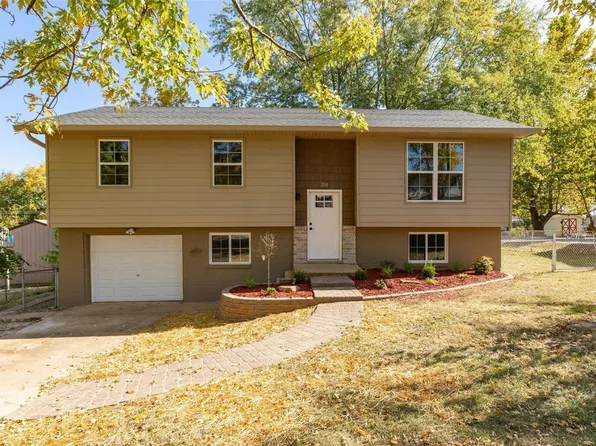 204 Manor Dr, Bonne Terre, MO 63628