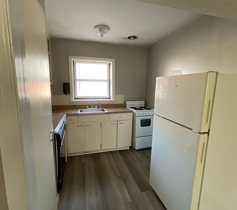 126 E 13th Baxter Springs 126 E 13th St Baxter Springs KS Zillow