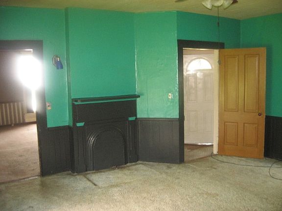 4th image of 4301 Salines Dr