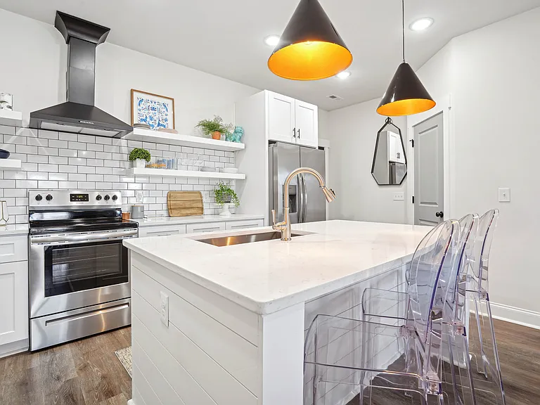 Blu South - Cobalt - Kitchen 2