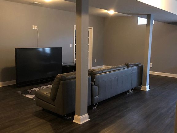 Finished basement with full bath and office