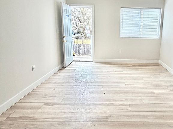 3rd image of 46 Warner St #B7