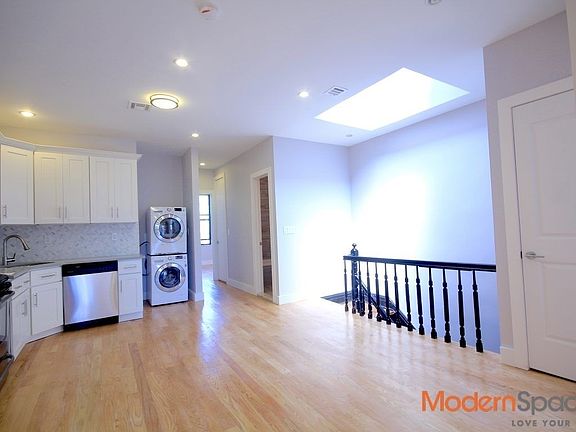 2nd image of 695 Halsey St #3