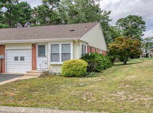 32 Hancock Dr #B, Manchester Township, NJ 08759