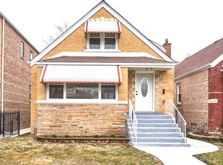 8651 S Essex Ave, Chicago, IL 60617