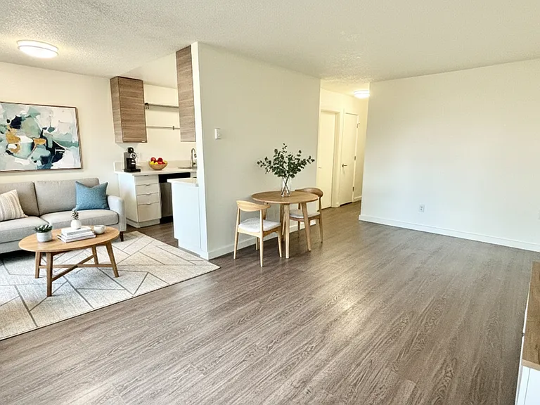 Holgate Lofts — Photo 31