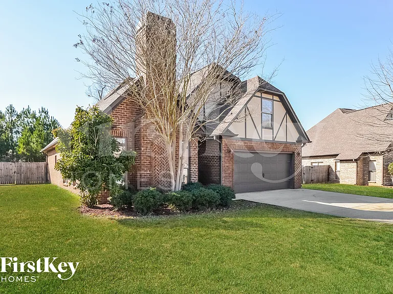7706 Authur Dr — Photo 2