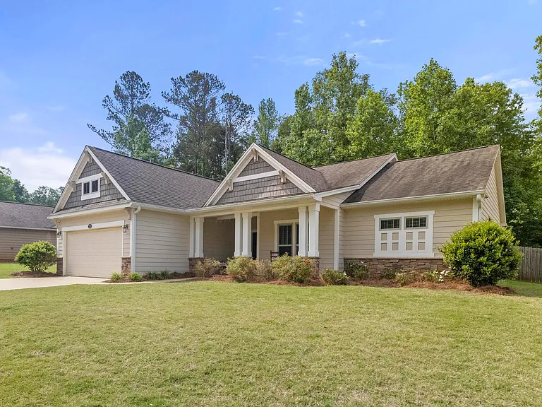 2243 Turnbury Ln — Photo 3