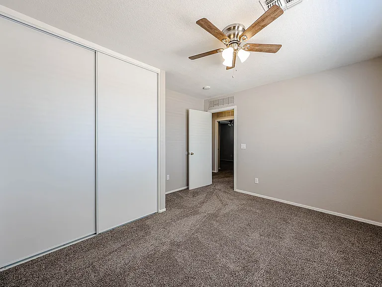 2648 S 84th Gln — Photo 40