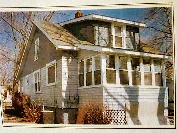 4th image of 1330 E Chesterfield Ave