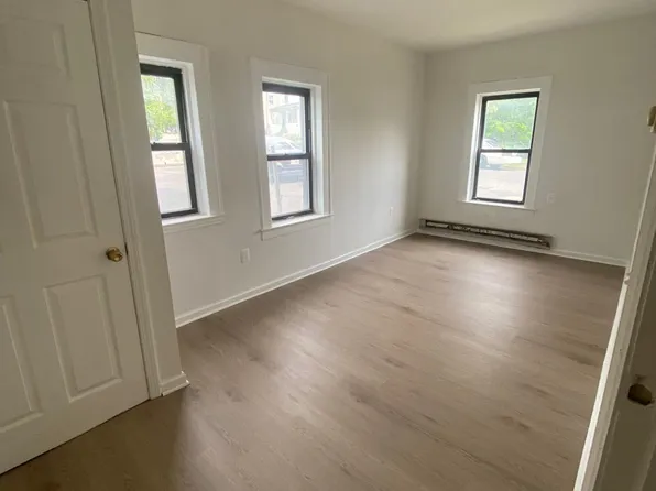 2859 S Salina St, Syracuse, NY