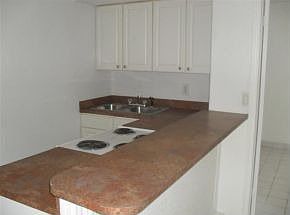 3rd image of 404 Tyler Ave APT 5