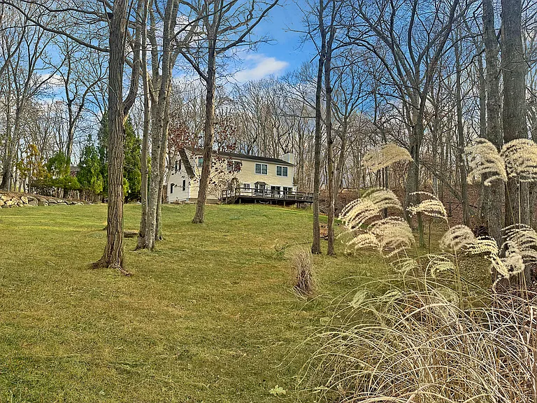 12 Dogwood Ln — Photo 5