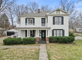 431 E Arthur St, Liberty, MO 64068