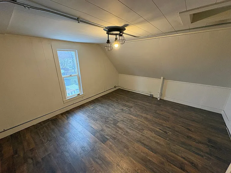 412 Spotswood St — Photo 9