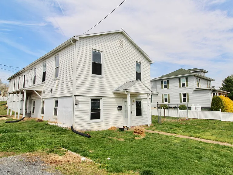 98 Lee Ave — Photo 13