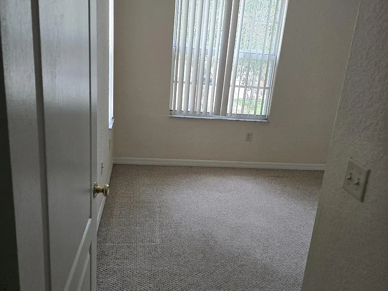 144 SW Peacock Blvd #23-201 — Photo 12