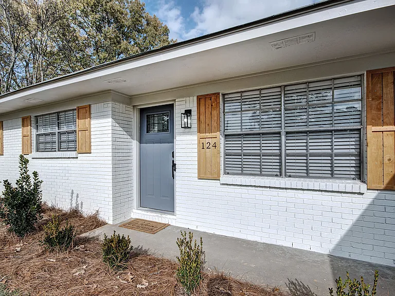 124 Hill Cir — Photo 32