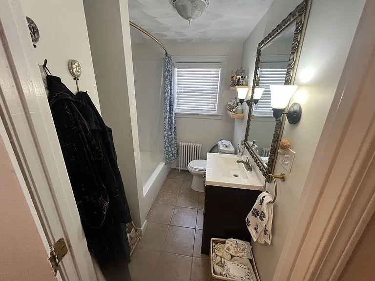 19 Joy St — Photo 10