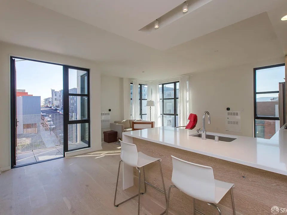 451 Donahue St #509