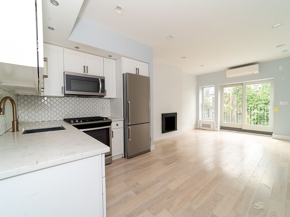 1st image of 410 E 88th St APT 4D