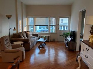 24 Beaver Ave APT 6, Annandale, NJ 08801