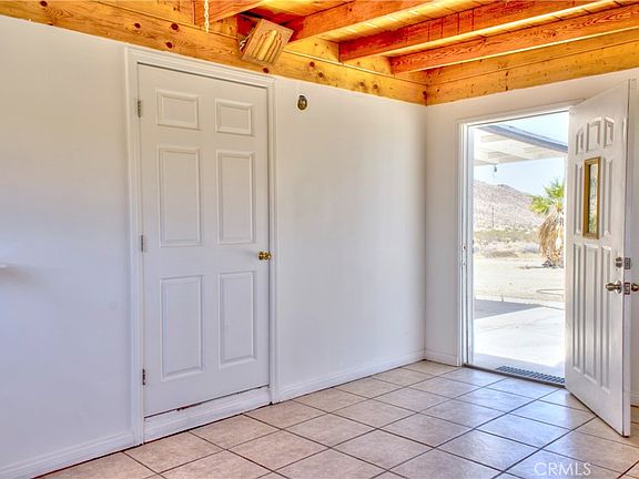 5th image of 67446 Appian Way