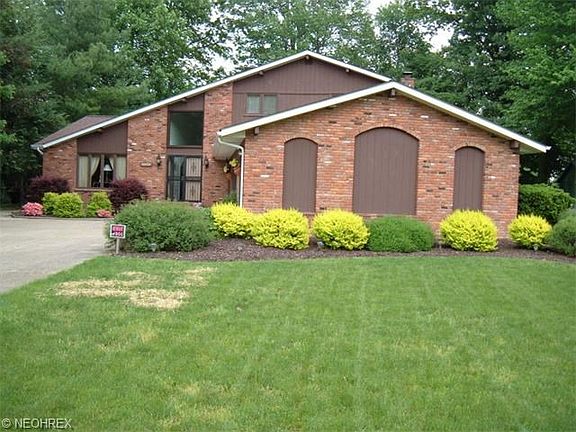 2nd image of 5525 Heather Hill Dr