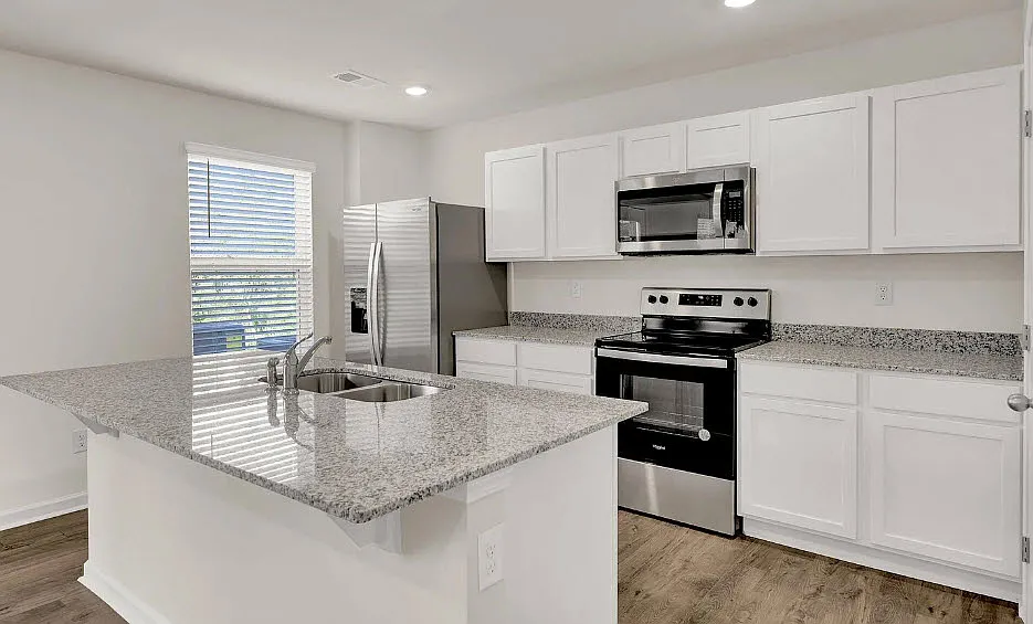 3 bed, 2164 sqft, $2,250 — Photo 2