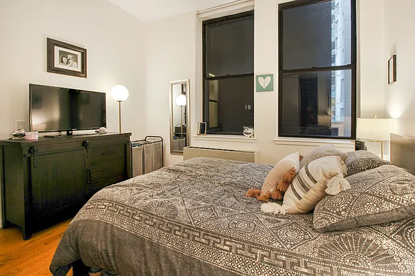 Rented by Compass | media 14