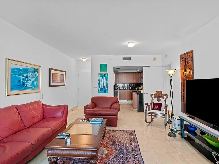 1331 Brickell Ave #1000 — Photo 2