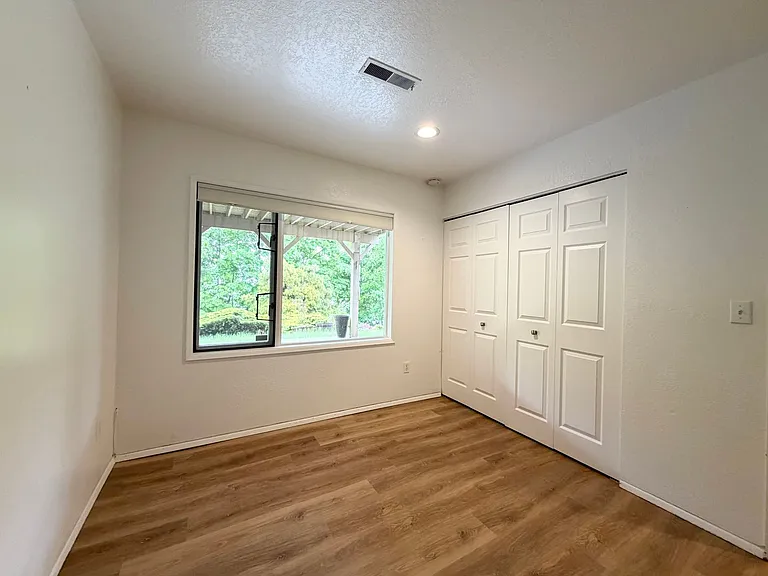 28811 Sound View Dr S — Photo 40