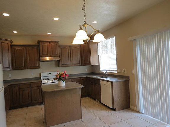 5th image of 4017 W Scarsborough Ln