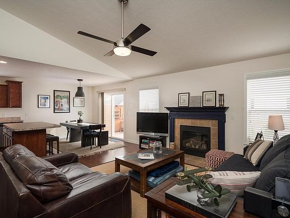 5th image of 6041 Follensby Dr