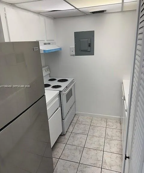 3545 NE 167th St #503 — Photo 7