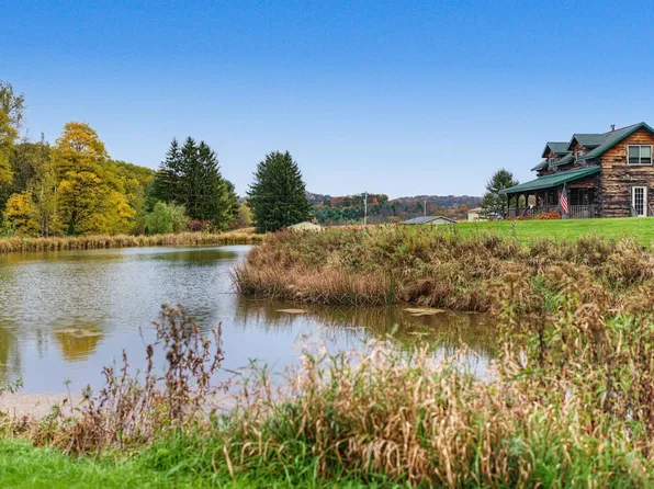 22038 County Hwy Dd, Richland Center, WI 53581