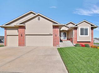 2637 W 58th Ct N, Wichita, KS 67204