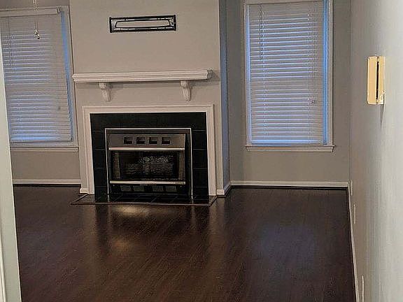 5th image of 122 W Victoria Ct APT C