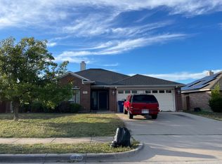 1020 Vinewood Ave, Burleson, TX 76028