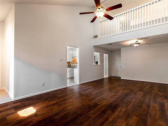 5th image of 13808 Hollowgreen Dr #333/31