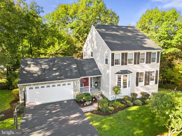 21229 Greenspring Ct, Ashburn, VA 20147