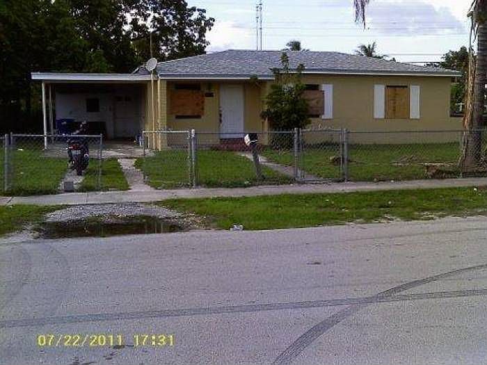 1st image of 631 NW 194th St