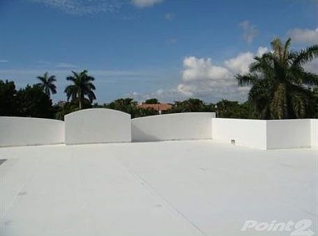 F1026285_301_22