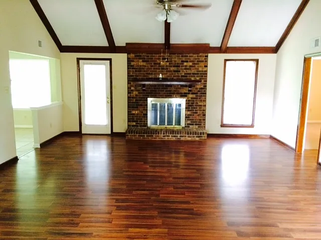 Building Photo - 8660 Edney Ridge Dr
