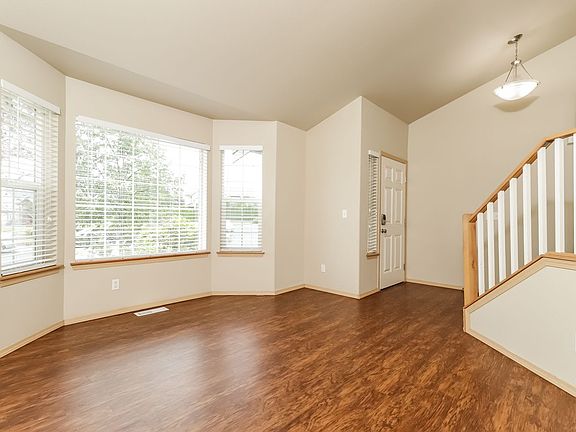 3rd image of 9618 186th Street Ct E