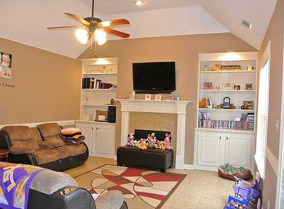 2nd image of 9566 Woodland Creek Ln