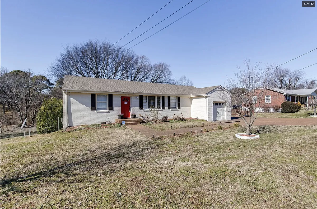 Building Photo - 366 Brewer Dr
