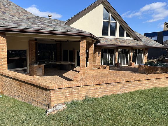 Back patio - bordering open space