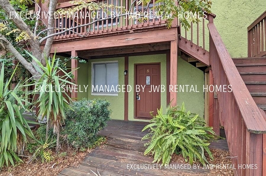 1st image of 1005 1st Ave N #5