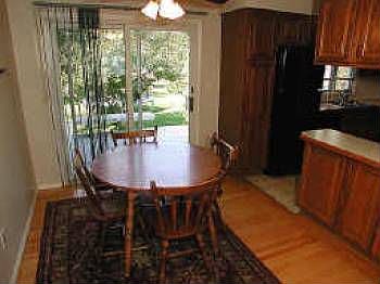 4th image of 295 Farmview Dr